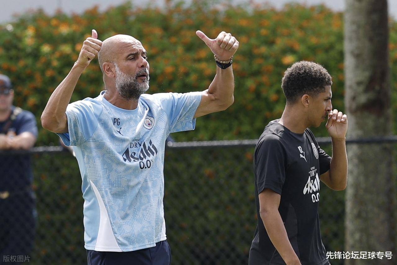 开云体育-包含曼城训练开放日，冲刺阶段扳平良机引欢呼，中超在即，控场能力受关注的词条-开云体育