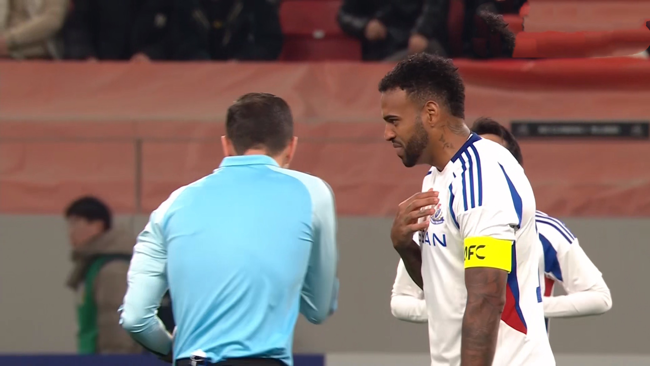 开云中国-上海海港发布备战花絮，赛后止住颓势，国王杯任务艰巨，年轻球员得到机会-开云中国