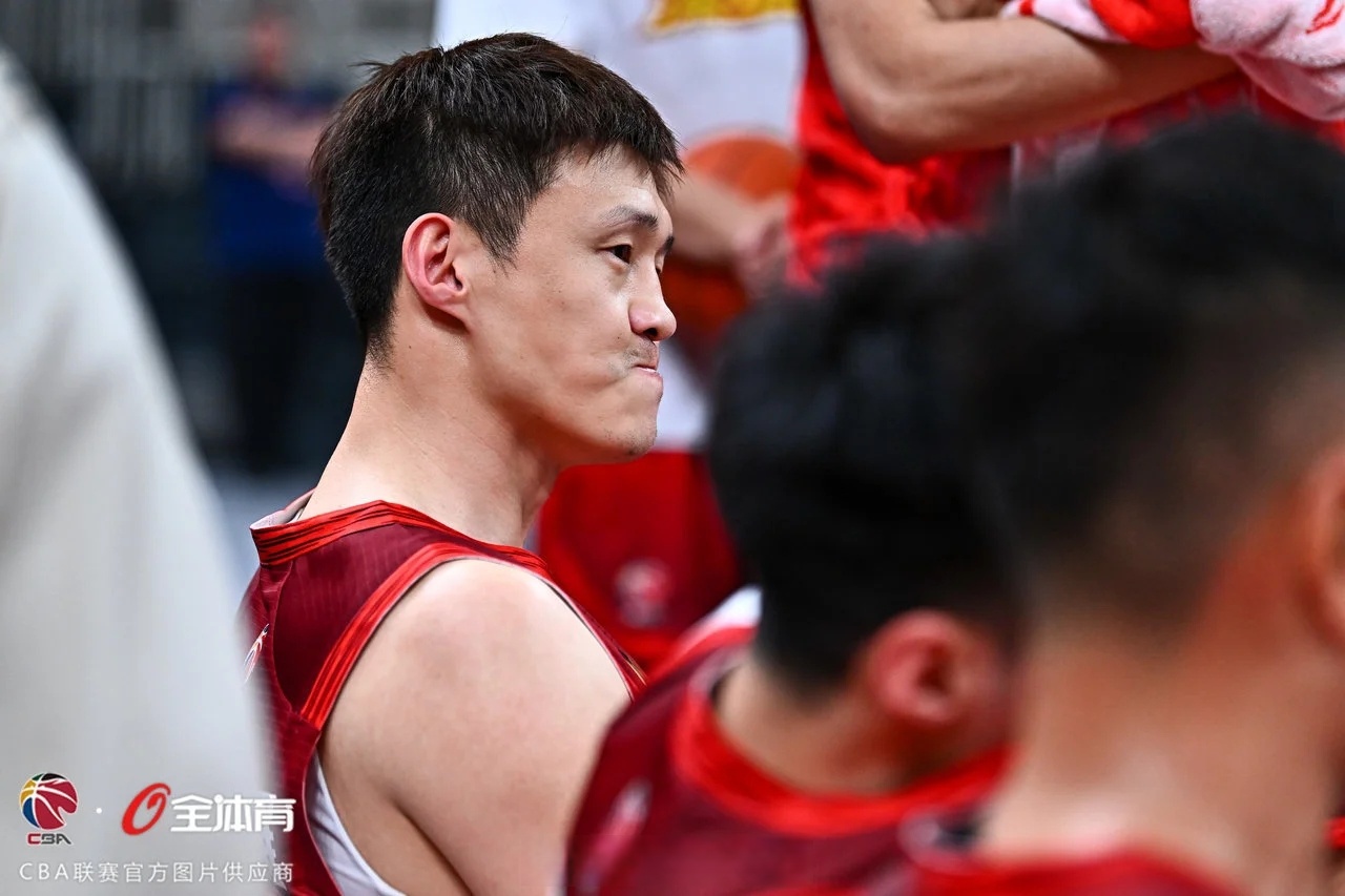 开云中国-包含转会期体能课后，深圳男篮再遭质疑备战欧篮联，更衣室稳定，球探报告显示潜力的词条-开云中国